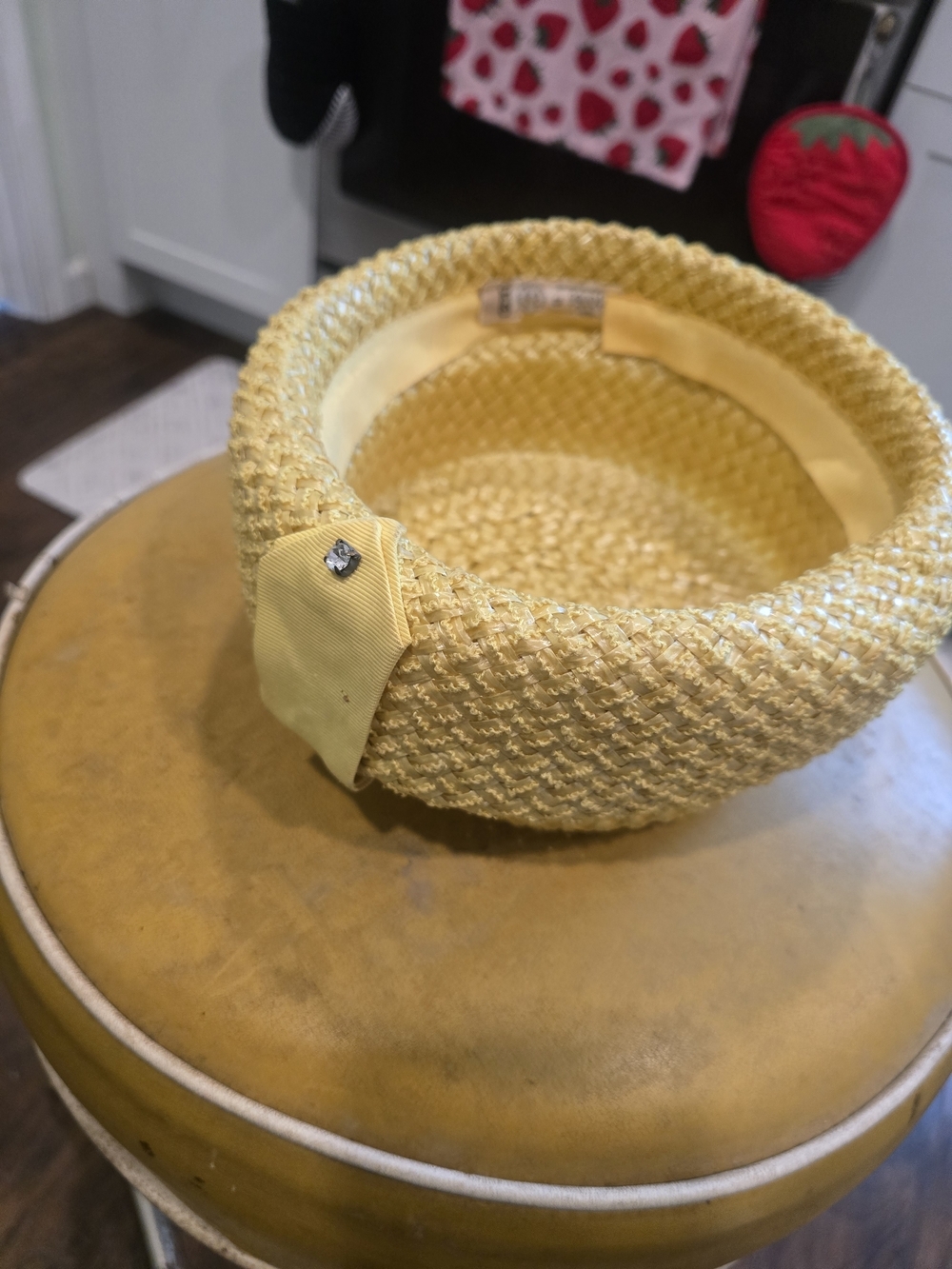 1950s Vintage Woven Straw Hat With Ribbon Trim - Picture 3 of 6